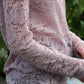 Kanten mesh top met lange mouwen en ronde hals Tess | Lichtroze - Iristra